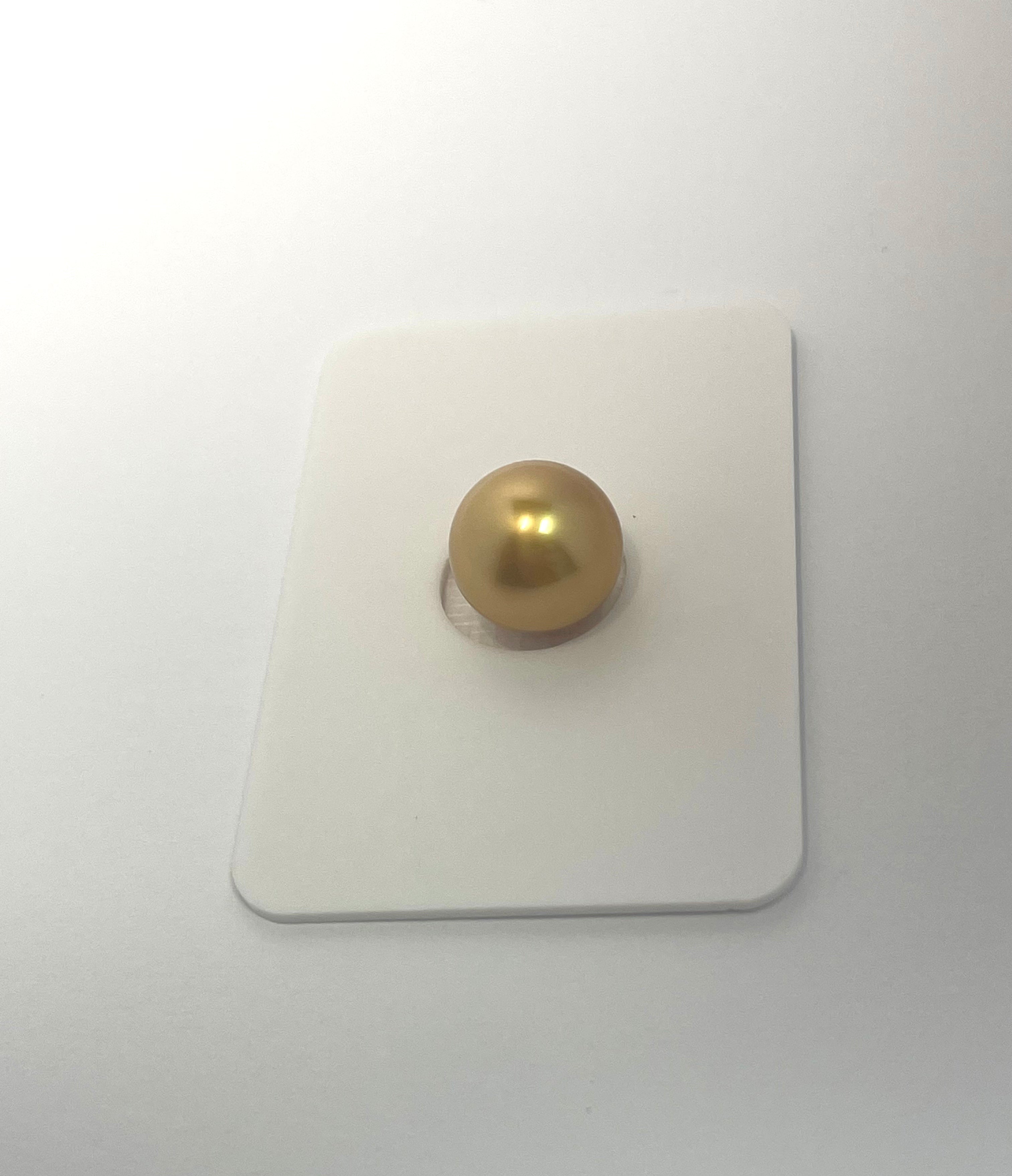 South Sea water pearls-Golden Pearls!